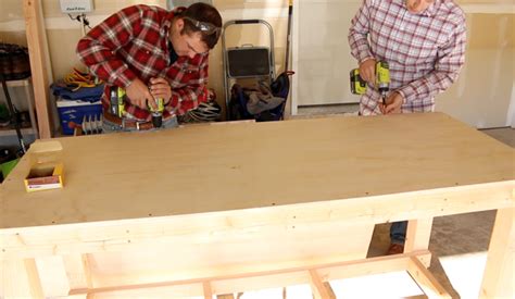20+ amazing wood products and woodworking projects you must see. DIY Simple Workbench Project - Woodworking Bench