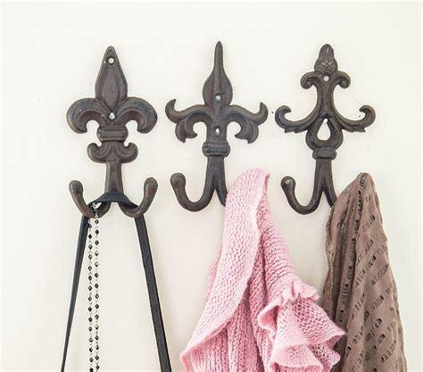 Set Of 3 Cast Iron Fleur De Lis Double Wall Hooks Hangers