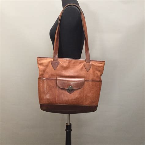 Amazing Leather Shoulder Carry All Bag