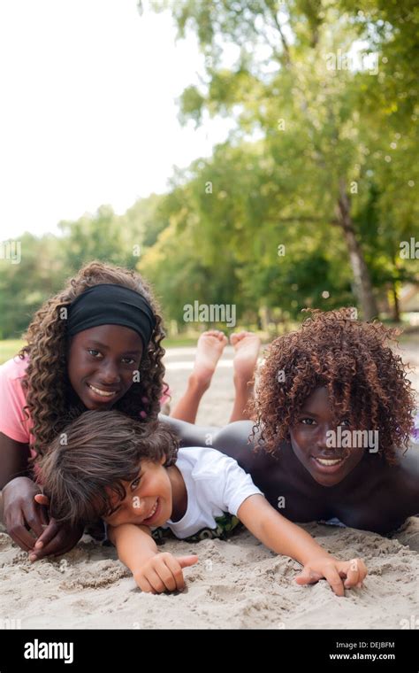 Multicultural Children Group Hi Res Stock Photography And Images Alamy
