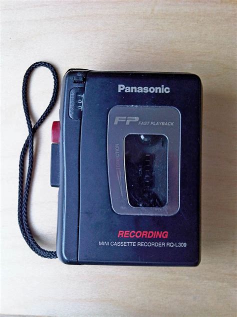 Panasonic RQ L309 Handheld Portable Cassette Tape Voice Recorder