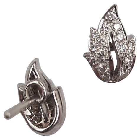 brilliant cut diamond 18 carats white gold flower earrings for sale at 1stdibs