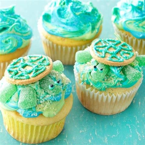My mom is trying to perfect cupcake decorations for her business and has an event coming up, so i sent her these. Sea Turtle Cupcakes nicolevbello | Cupcake cakes, Turtle ...
