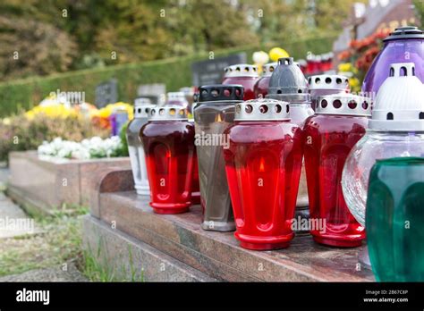 people remembering their loved ones who died Stock Photo - Alamy