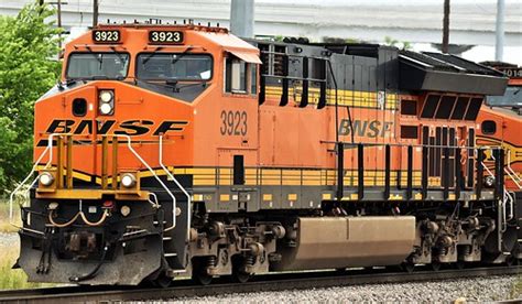 Bnsf 3923 Bnsf Ge Et44c4 William A Hamlin Flickr