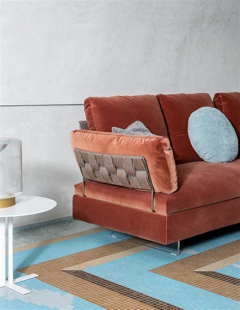 Contemporary & modern living room furniture in new york, new jersey & pennsylvania. Love-it - Saba Italia Sofa Limes New