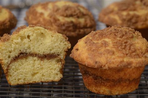 Coffee Cake Muffins Video Recipe
