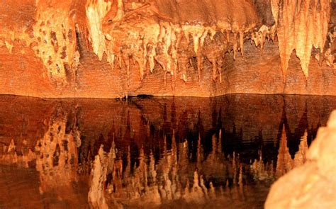 A View Of The Inside Of The Meramec Caverns Smithsonian Photo