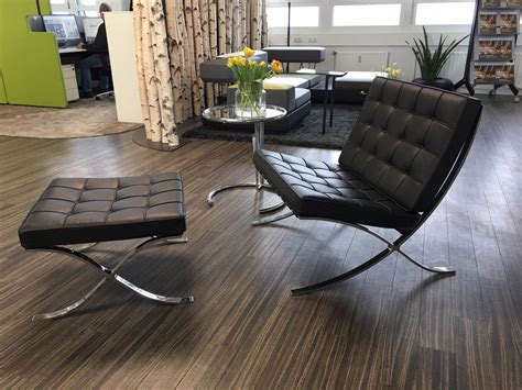 Are available in individual items and as matching sets. Sessel "Barcelona Chair" von KNOLL INTERNATIONAL ...