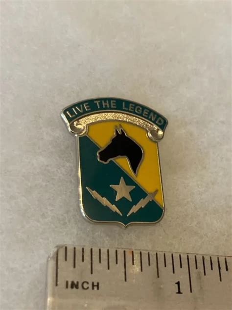 Authentic Us Army Special Troops Battalion 1st Cavalry Div Di Dui Crest