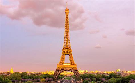 15 Most Famous Landmarks Famous Monuments Of The World