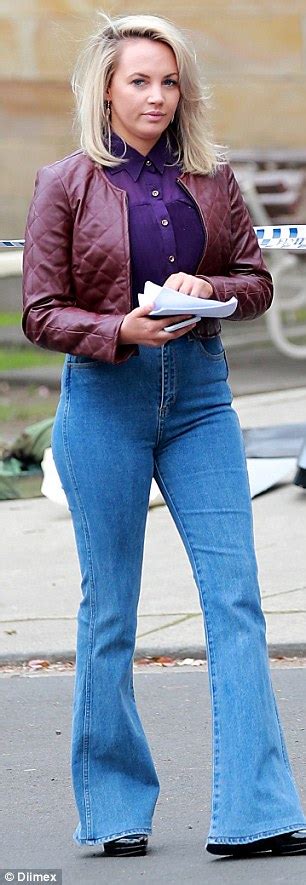 Samantha Jade Flaunts Her Shapely Derrière In Skin Tight Jeans Filming