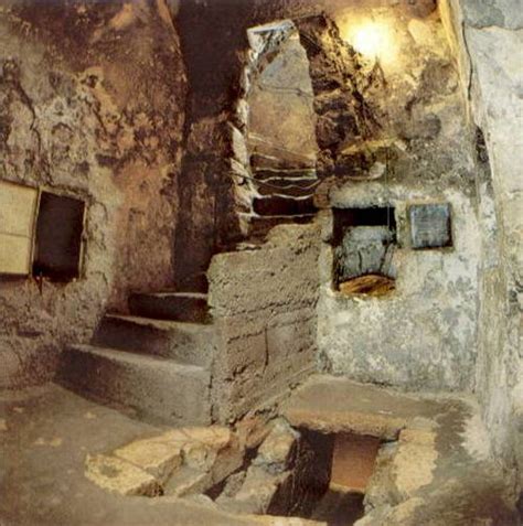 Tomb Of Lazarus