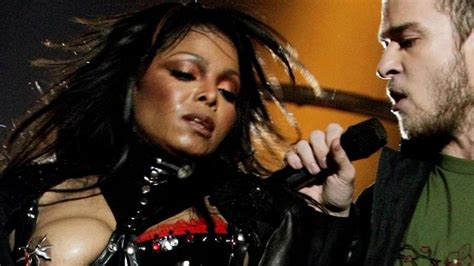 El pezón de Janet Jackson no vale nada Cuore