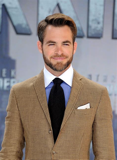 Celebrity And Entertainment 25 Pictures That Prove Pine Is The Hottest Chris In Hollywood