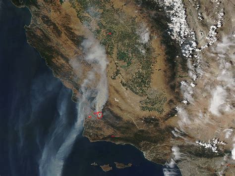 Startling Space Image Of California Wildfire Smoke Plume Boing Boing