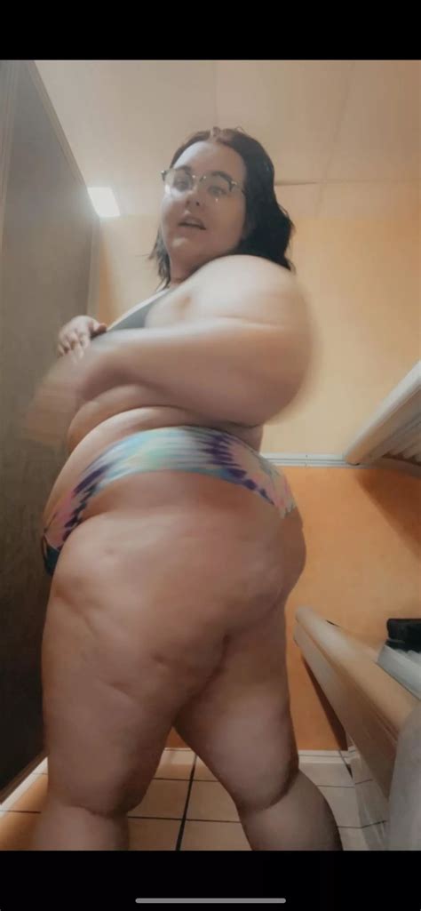 Thicker Than A Snicker Nudes Bbw Nude Pics Org