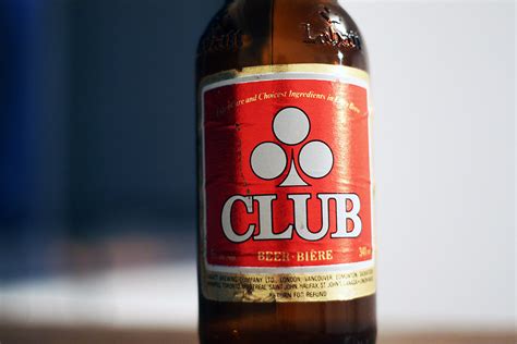 Labatt Club Beer Retro 80s An Old Bottle Of Labatt Club Flickr