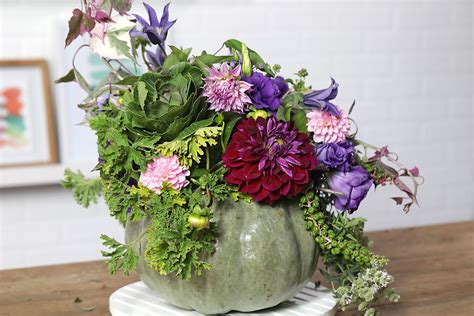 Captivating Images Of Fall Flower Arrangements To Inspire Your Home Decor