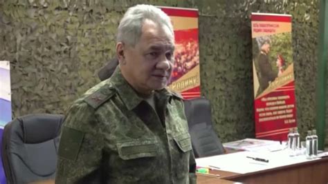 Guerre En Ukraine Le Ministre Russe De La Défense Mène Une Inspection