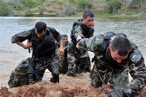 colombian military trains armed forces throughout the world diálogo américas