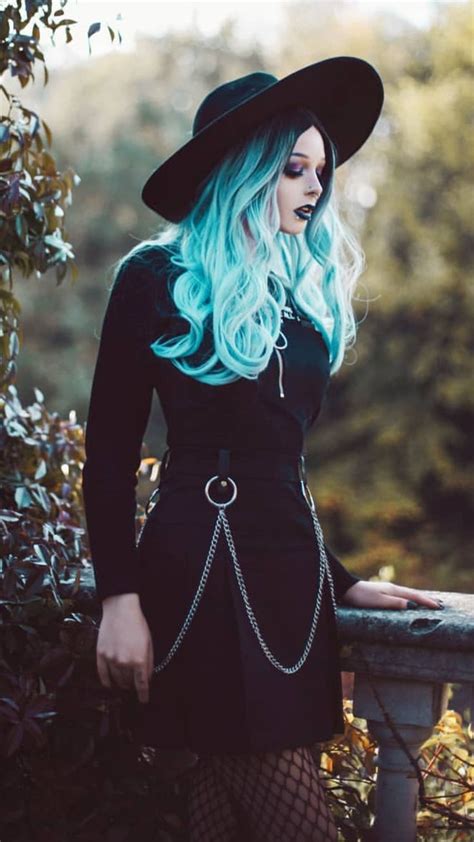 Pin By Greywolf On Witches Victorian Dress Fashion Style