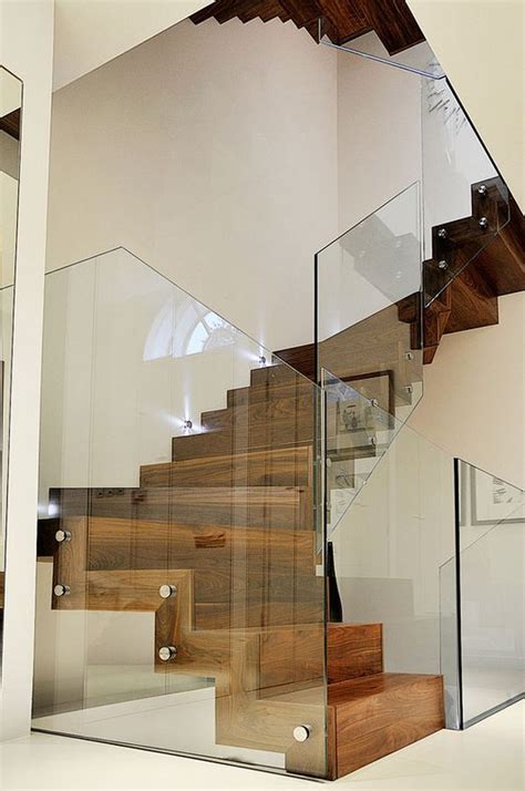 20 Glass Staircase Wall Designs With A Graceful Impact On The Overall Decor Glass Handrail