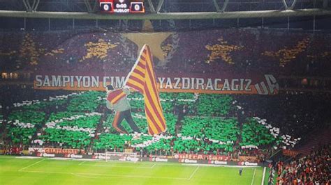 Galatasaray Unveil Incredible Tifo For Instanbul Derby