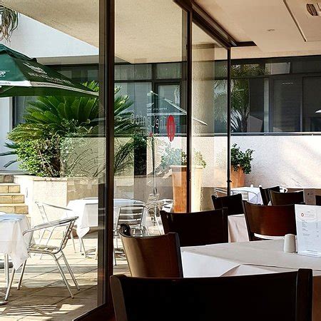 Windhoek's largest restaurant, seats several hundred people, and is packed essentially every day. The Confab, Windhoek - Restaurant Reviews, Phone Number ...