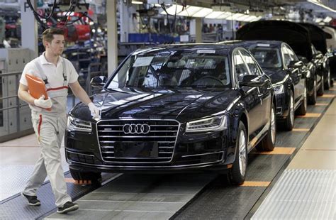 Corona Krise Autohersteller Audi fährt Produktion in Neckarsulm herunter