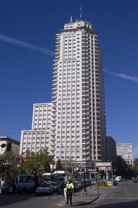 Piso desde bancos barcelona a partir de 109.000 €, 6 pisos con precio rebajado! Metrovacesa saca a la venta los 50 últimos pisos de la ...