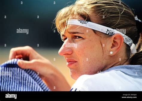 Stefanie Steffi Graf Deutsche Tennisspielerin Auf Dem Tennisplatz