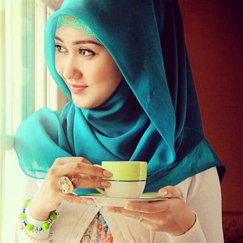 17 best images about hijab is beautiful on pinterest muslim women women s fashion and hijab