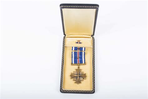Us Distinguished Flying Cross With Oak Leave Fjm44