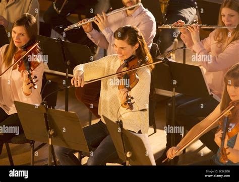 Full Orchestra Hi Res Stock Photography And Images Alamy