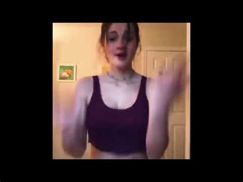 Hot Girl Braless Bouncing Boobs The Braless World Youtube
