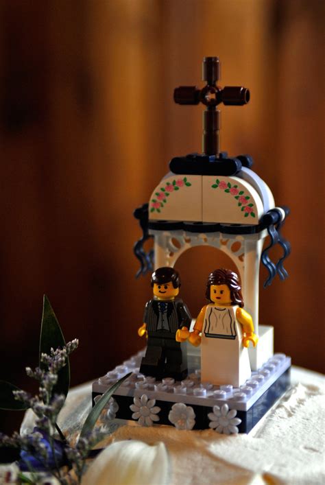 Lego Wedding Cake Toppers 5th Scene Of 5 On Cake Flickr