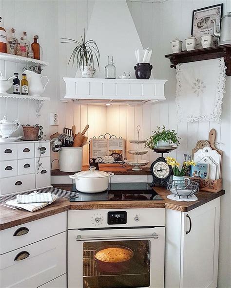 Coastal Style By Jess On Instagram I Am A Huge Fan Of Tiny Kitchens
