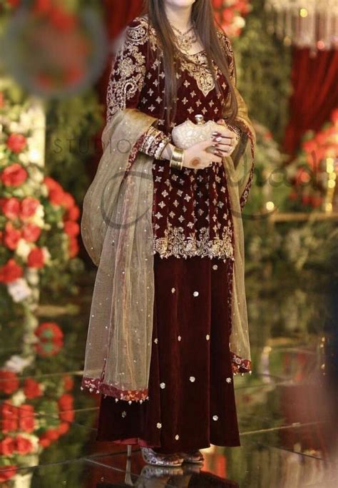 most gorgeous pakistani actresses bridal look up wedding dresses pakistani wedding outfits