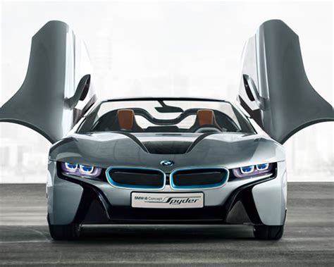 In this case, even the mighty bavarian automaker couldn't escape the aristotelian maxim, where there is a coupe, soon follows a convertible. BMW i8 spyder convertible
