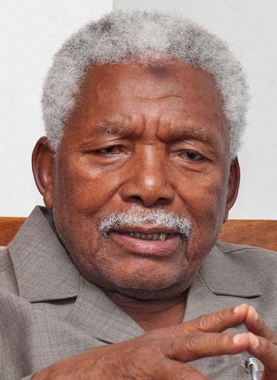 Riyadh Former President Of Tanzania Mzee Ali Hassan Mwinyi Won The King Faisal Prize Wu