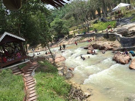 Pusat rekreasi lubuk timah mempunyai dua tarikan utama iaitu kolam air panas dan air terjun. Pusat Rekreasi Lubuk Timah, Simpang Pulai Perak Tempat ...