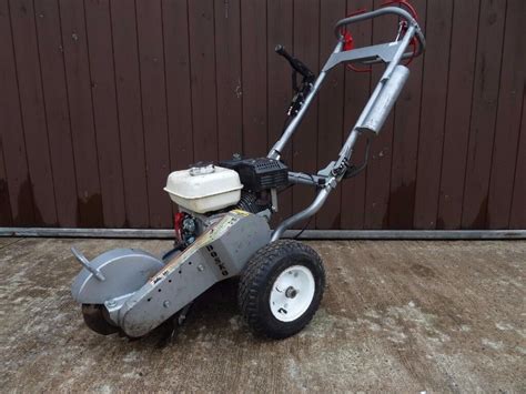 Dosko Compact Mini Stump And Root Grinder With Honda Gx200 Petrol