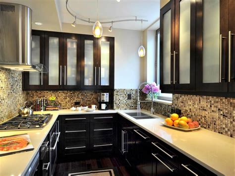 12 Ideas About Small Apartment Kitchen Design