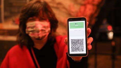 La aplicación certifica su validez y genera un código qr que el operador. El pasaporte covid, disponible online en Extremadura desde ...