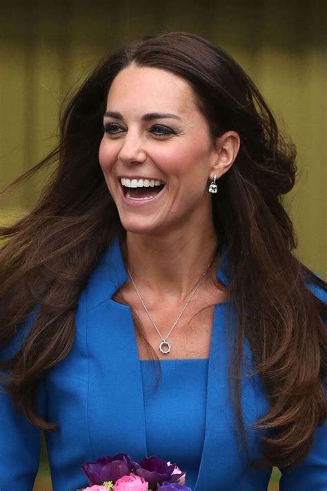 Kate Middletons Australia Tour Three Weeks 30 Dresses Huffpost Uk