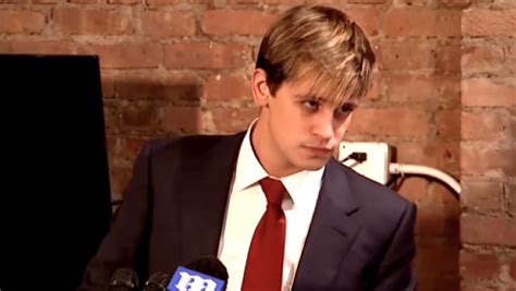 Milo Yiannopoulos Attacks ‘stupid Ariana Grande For ‘pro Islam Stance