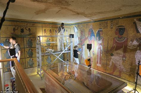 Stunning Restoration Of Gigantic Wall Art In King Tutankhamuns Tomb
