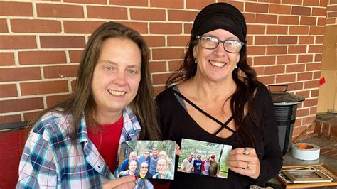 40 Years Later Dna Test Reunites Sisters