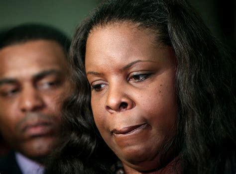 Texas Grand Jury Chooses Not To Indict Police Officer In Shooting Of An Unarmed Black Man The